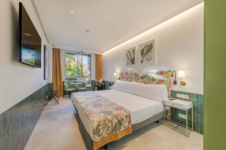 Hotel Ribera de Triana - REOPENING!