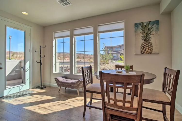 Modern Washington Home - Pool & Trail Access!