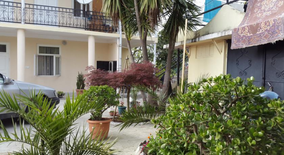 Mose'S Guest House