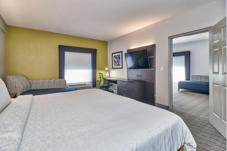 1 Bedroom Double Suite