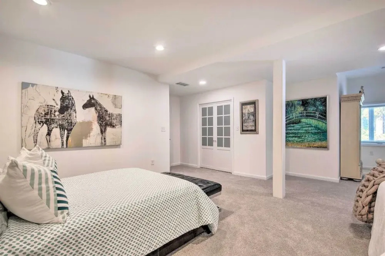 Serene Home w/ Fire Pit, Deck & Easy Access to ATL