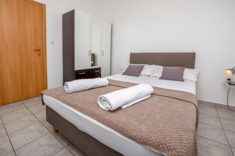 2 Bedrooms Premium Apartment with sea view