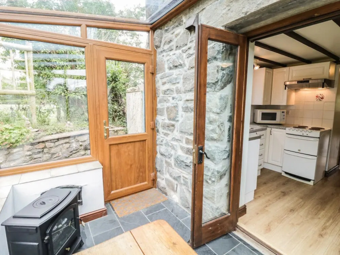 Minffordd Cottage