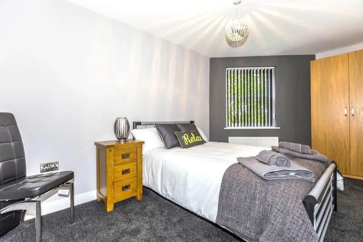 Pullman House Serviced Apartments