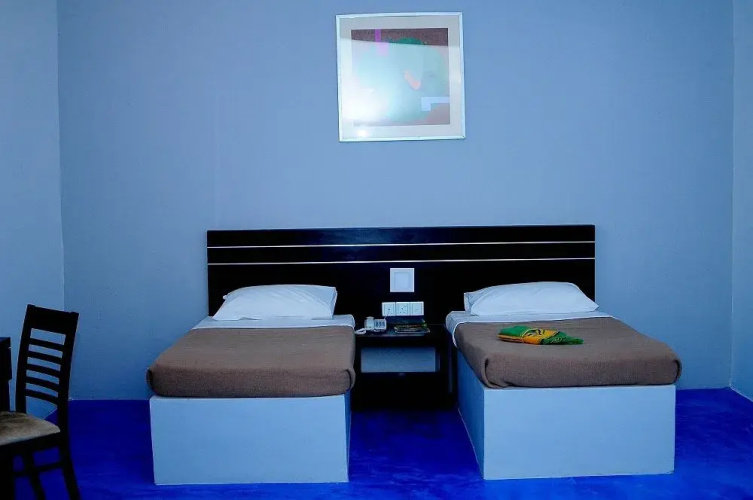 Oyo 44082 Kuala Melaka Inn