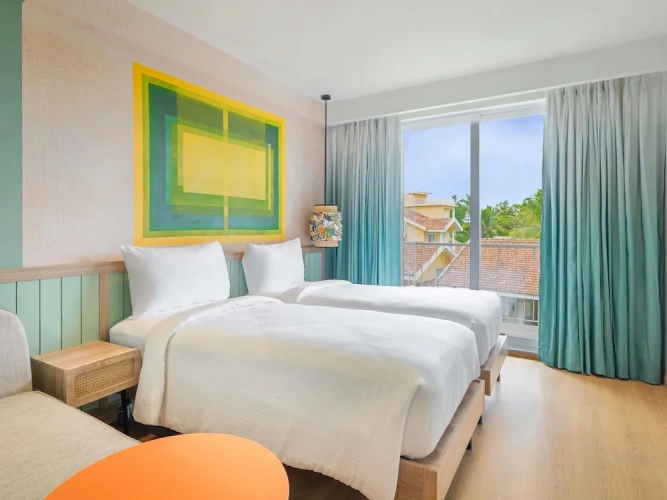 Premier Twin room with balcony and with pool view