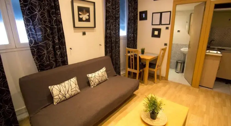 Hostal Roma