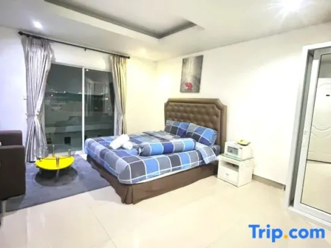 Standard room with balcony