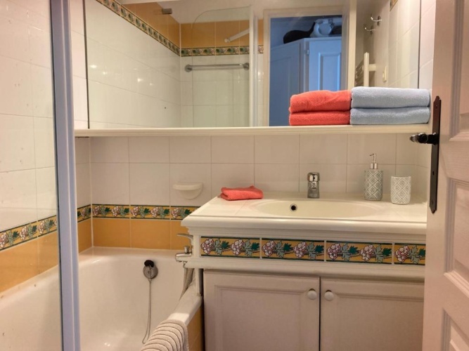 1 Bedroom Double Apartment