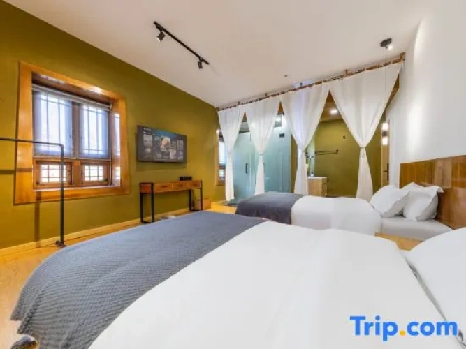 Twin Suite