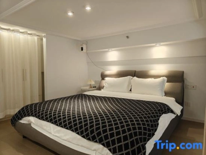1 Bedroom Deluxe Suite