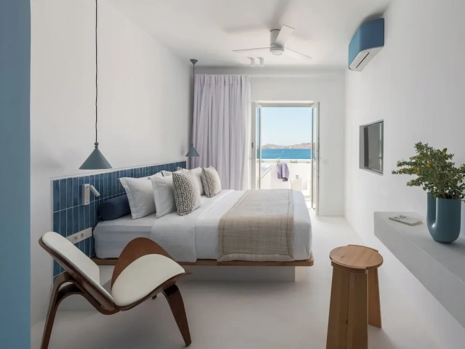Deluxe Double room with balcony and with sea view