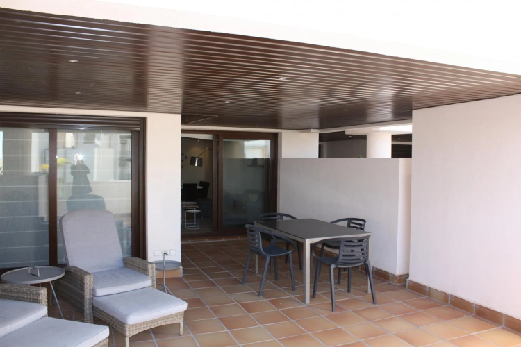 107 - Two-Bedroom Beach Apartment