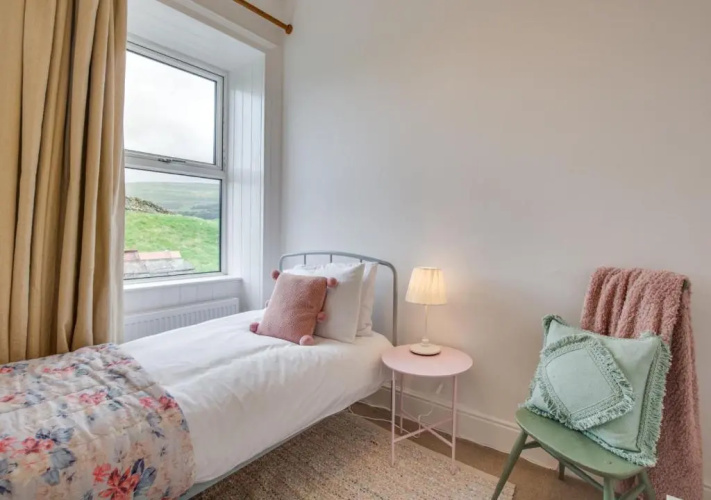 1 Rose Cottage