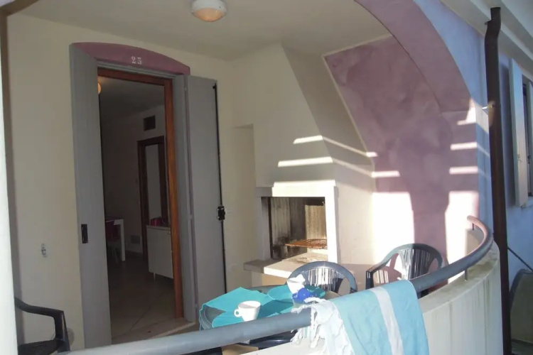 Beautiful Flat in Residence With Pool