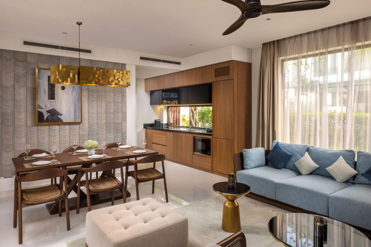 Royal Beachfront Villas Danang