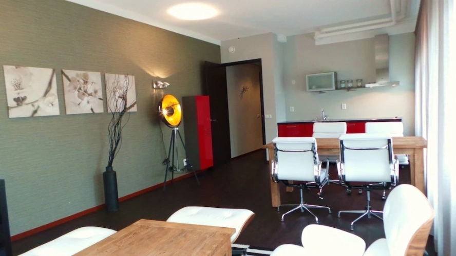 1 Bedroom Business Apartment
