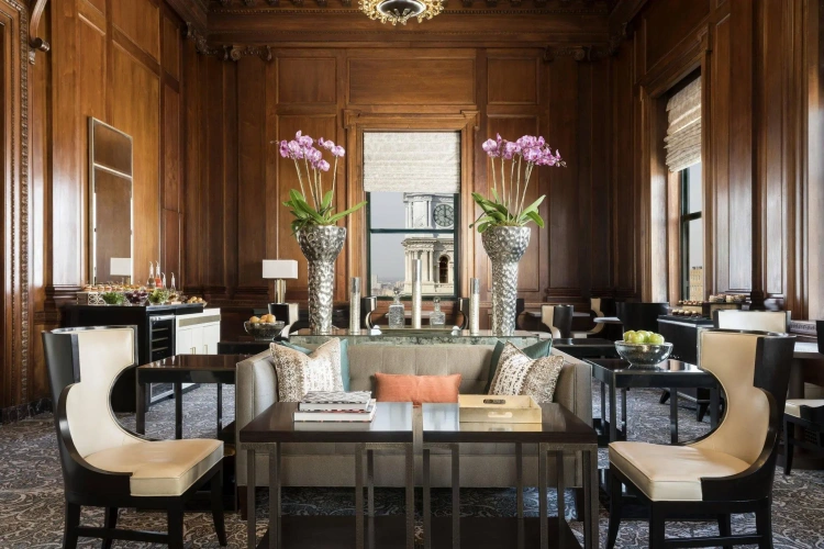 Standard Quadruple Club room