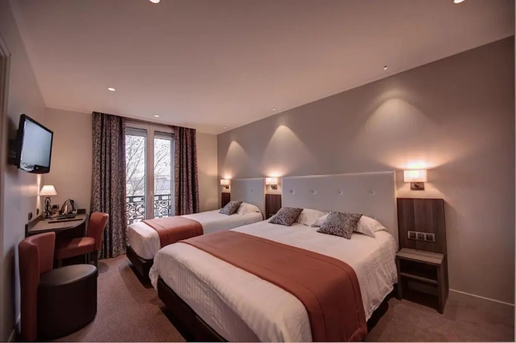 Superior Triple room
