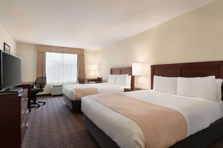 Days Inn by Wyndham Ottawa Airport photo 7