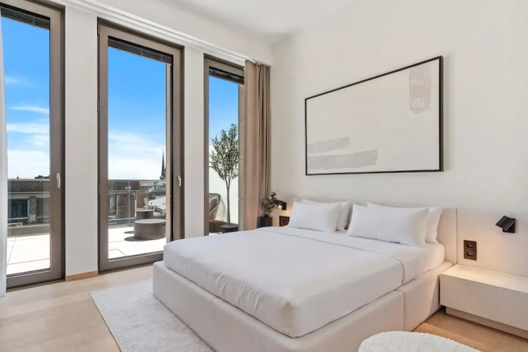1 Bedroom Comfort Apartment with balcony and with city view