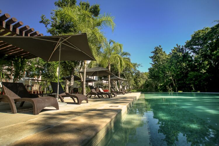 Hira G2 Couples Retreat By Gate48Over view