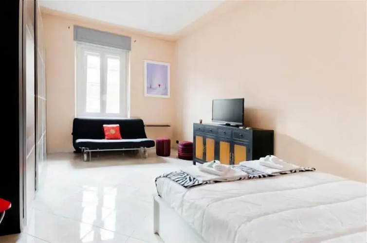 Crocetta & Porta Nuova Flat