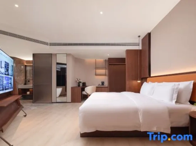 Deluxe Double room with view