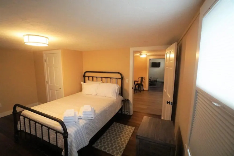 Sea Street Inn