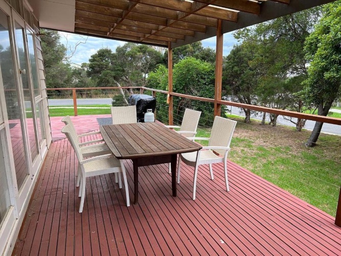 3 Bedrooms Cottage