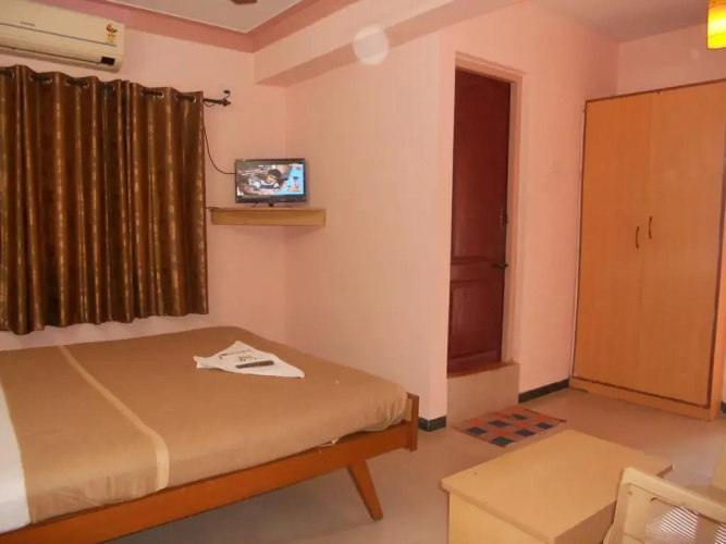 Hotel Aishwariya Park