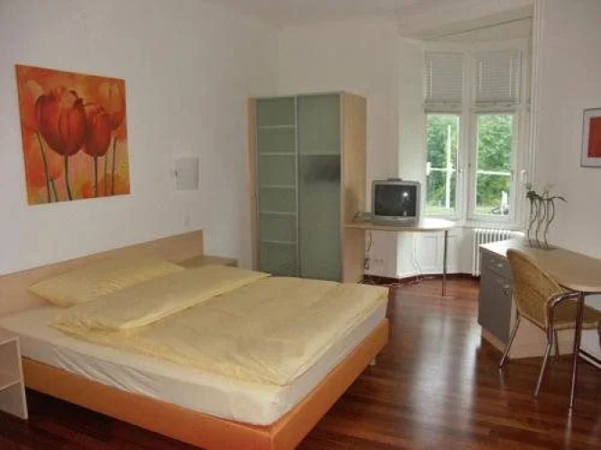 Accademia Apartments