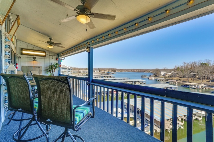 2 Bedrooms Apartment with balcony