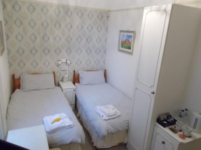 Twin Suite