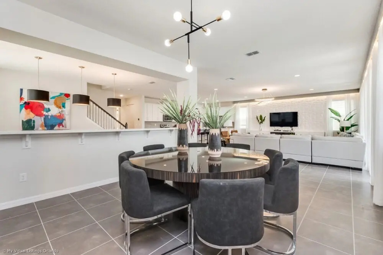 1580 Nassau Point Trail