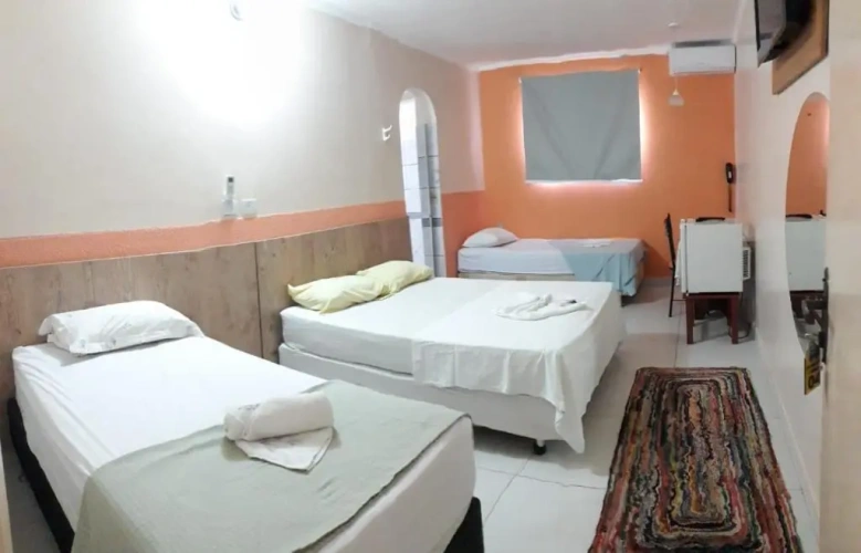Standard Triple room