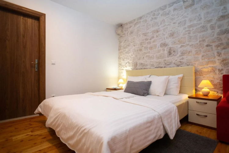 Stone House Marino