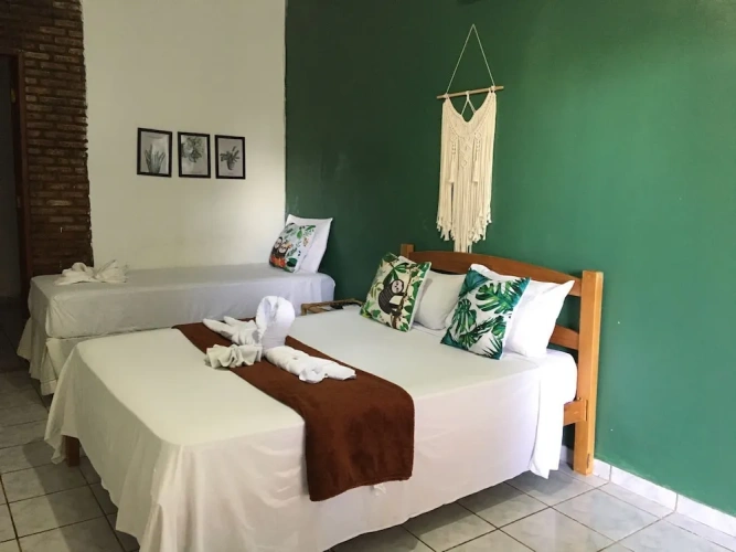 Standard Triple room