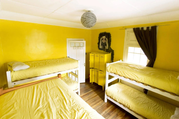 Kombi Hostel