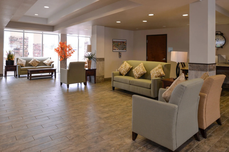 Holiday Inn Express & Suites Williams by IHG
