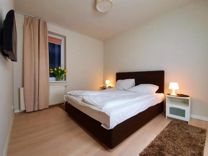 2 Bedrooms Apartment