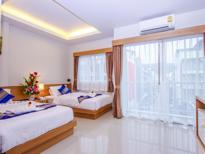 Deluxe Twin room