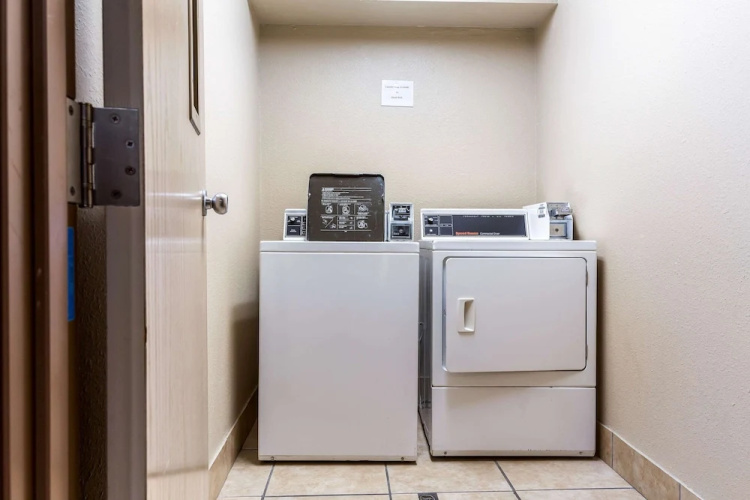 Best Western Camelot Inn