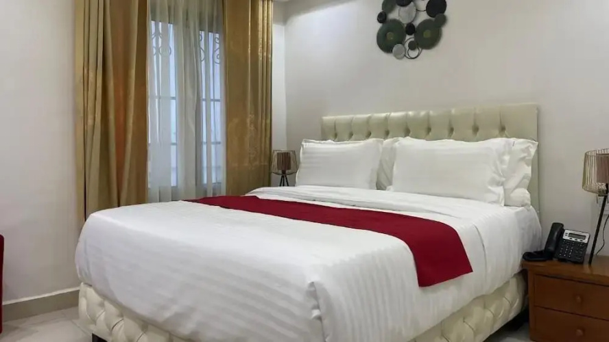 Saint James Marguerita Hotel Douala