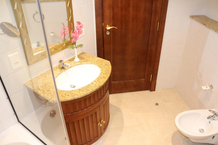 City Seasons Suites Dubai photo 28