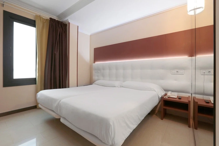 Standard Single room