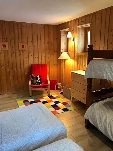 Standard Quadruple room with mountain view