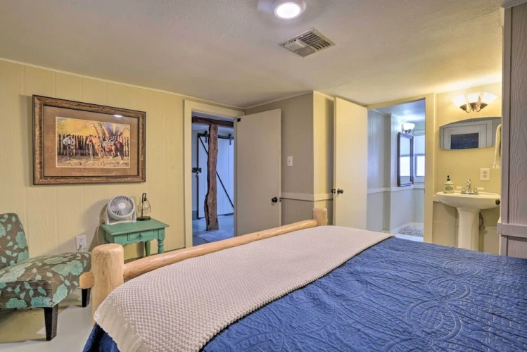 4 Bedrooms Cottage