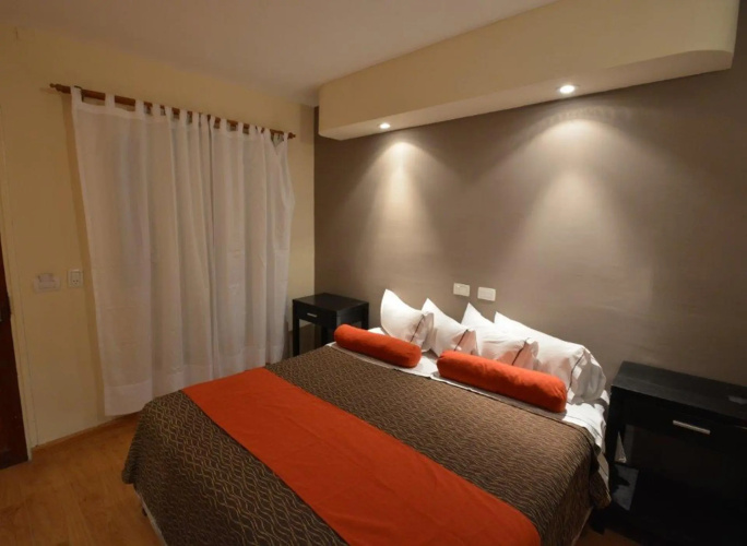 Piazza Hotel