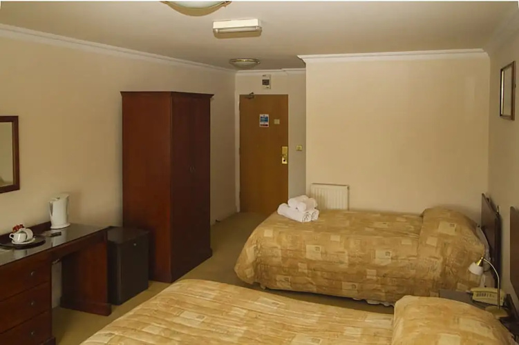 Three Rivers Hotel